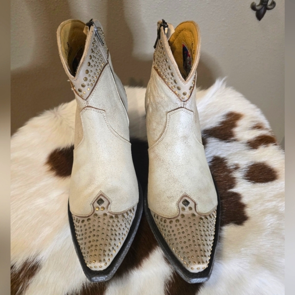 OLD GRINGO Studded Cream Western Boots